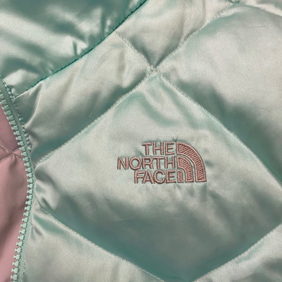 North Face Girls Aconcagua Jacket - Picture 6 of 7